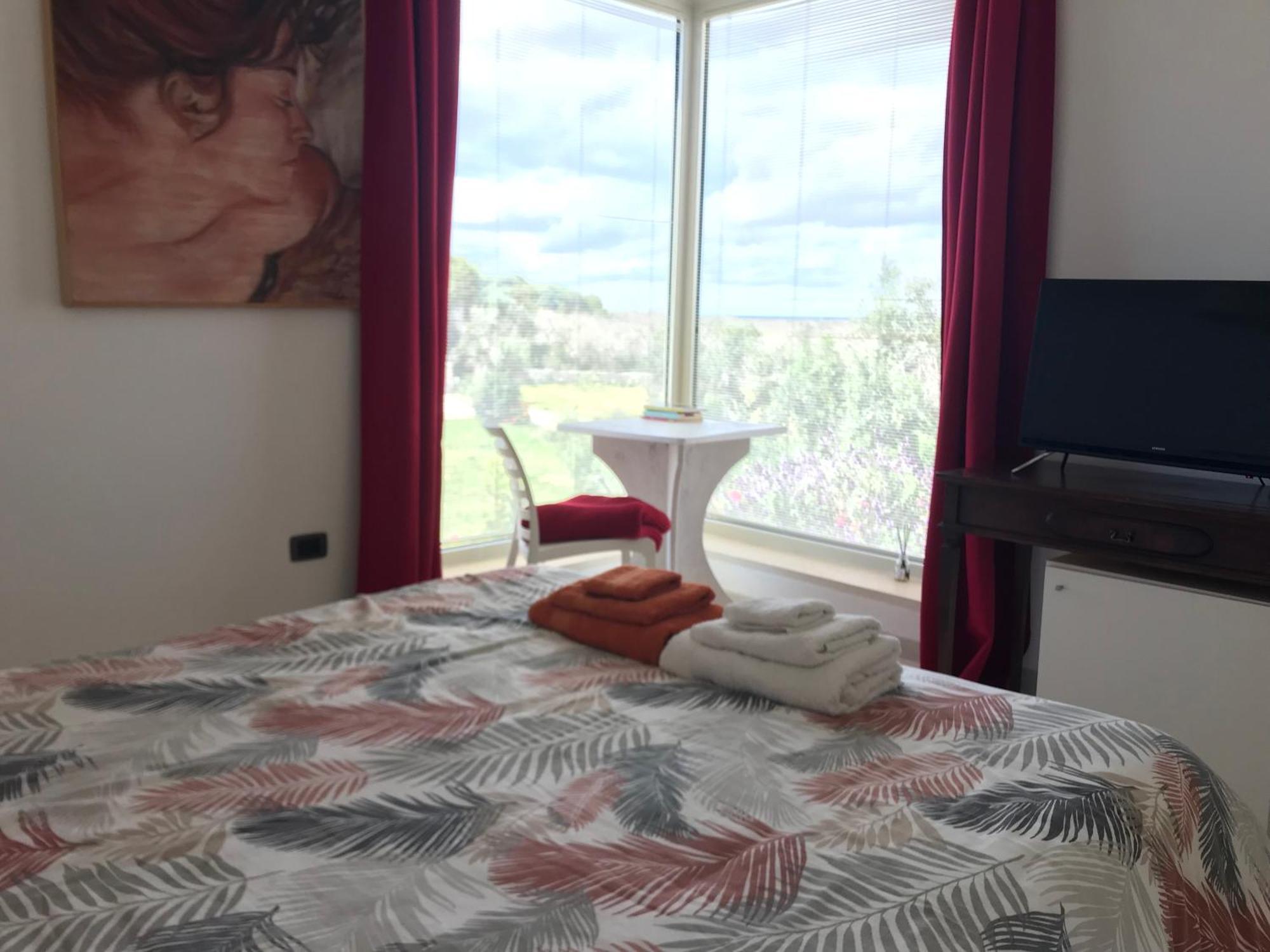 Casamassella Tenuta Valle Dell Idro Otranto Con Piscina מראה חיצוני תמונה